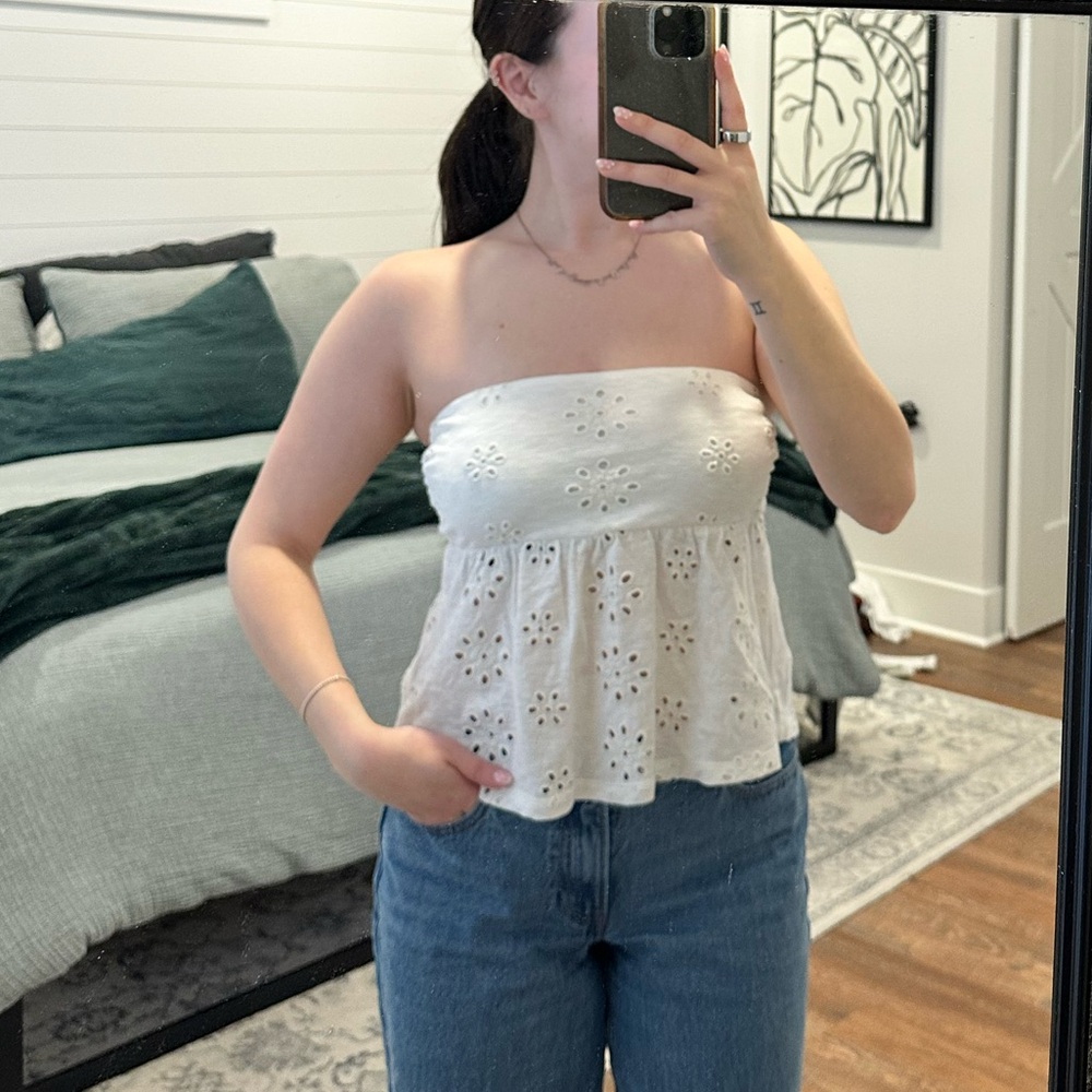 American Eagle Outfitters White Eyelit Strapless Eyelet Peplum